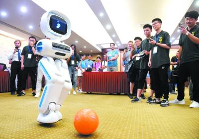 南京闖進(jìn)國際機(jī)器人頂尖科技“朋友圈” IEEE核心大會首度選擇中國