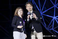 幫人炒菜、擰燈泡、陪伴交流 機(jī)