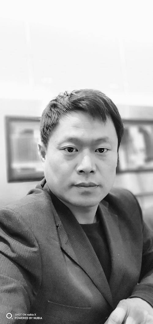 四問正“走紅”的智能機器人