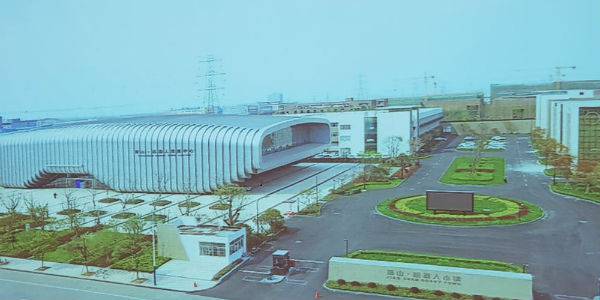 �n��(gu��)�C(j��)���������ں���ʒɽ�C(j��)����С�(zh��n)�_(k��i)Ļ