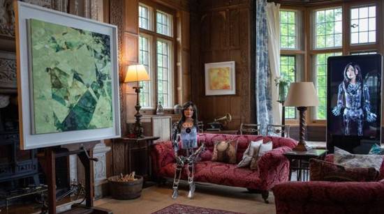 機器人也會創(chuàng)造 牛津大學舉辦機器人藝術作品展