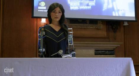 機器人也會創(chuàng)造 牛津大學舉辦機器人藝術作品展