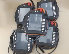 kuka庫卡KR60-3示教器閃屏維修